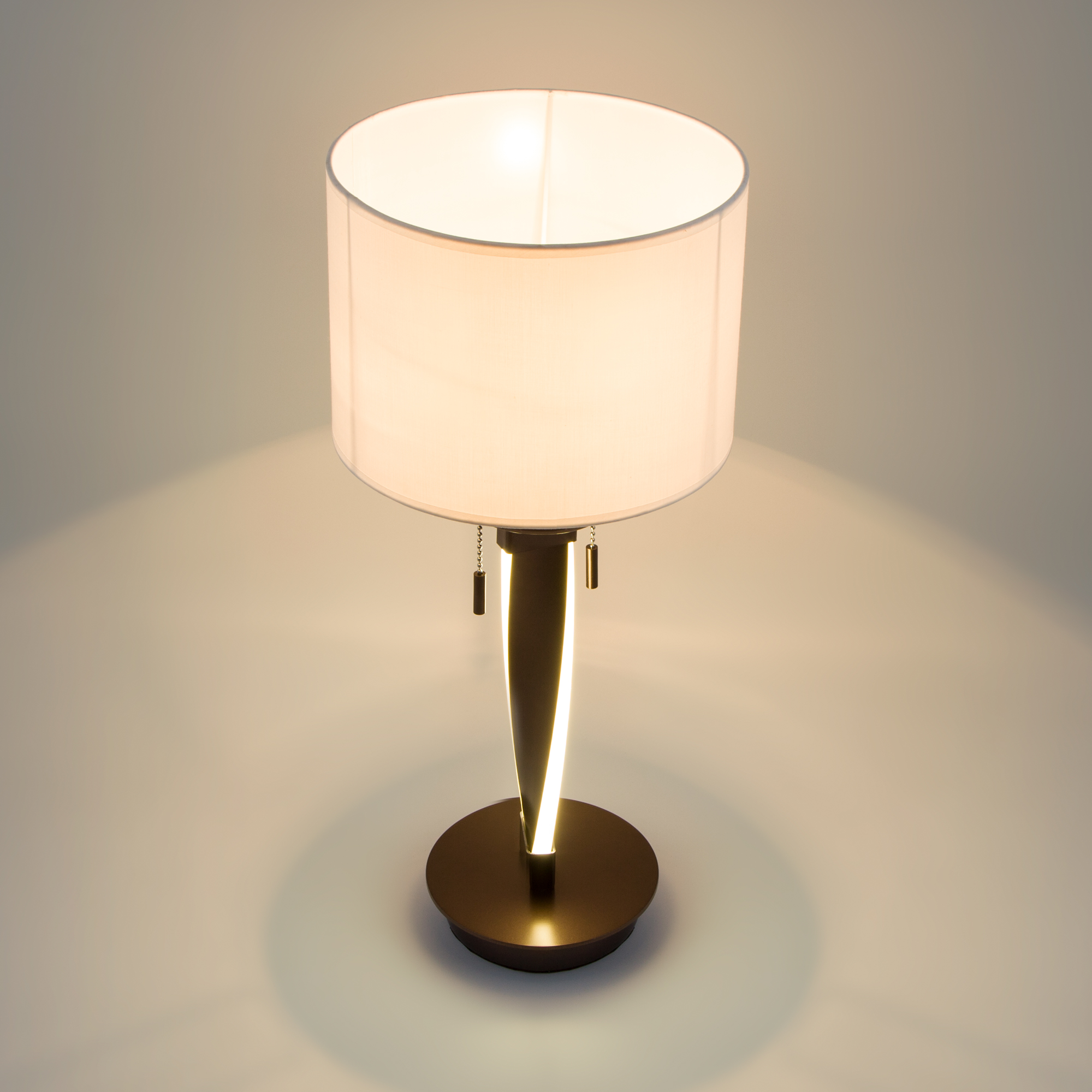 Настольная лампа со светодиодной подсветкой Bogate's Titan 991
