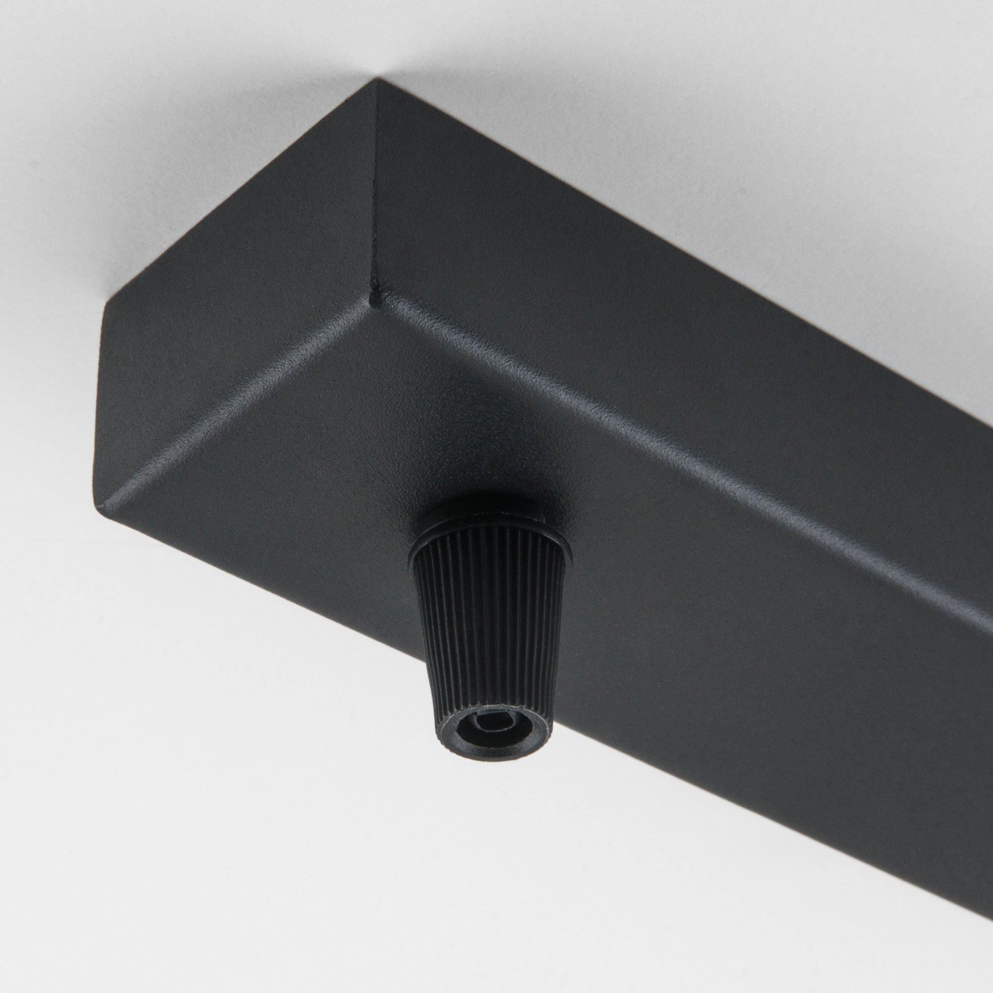 Комплектующие Eurosvet Планка Планка для подвесных светильников черная, арт. A055606