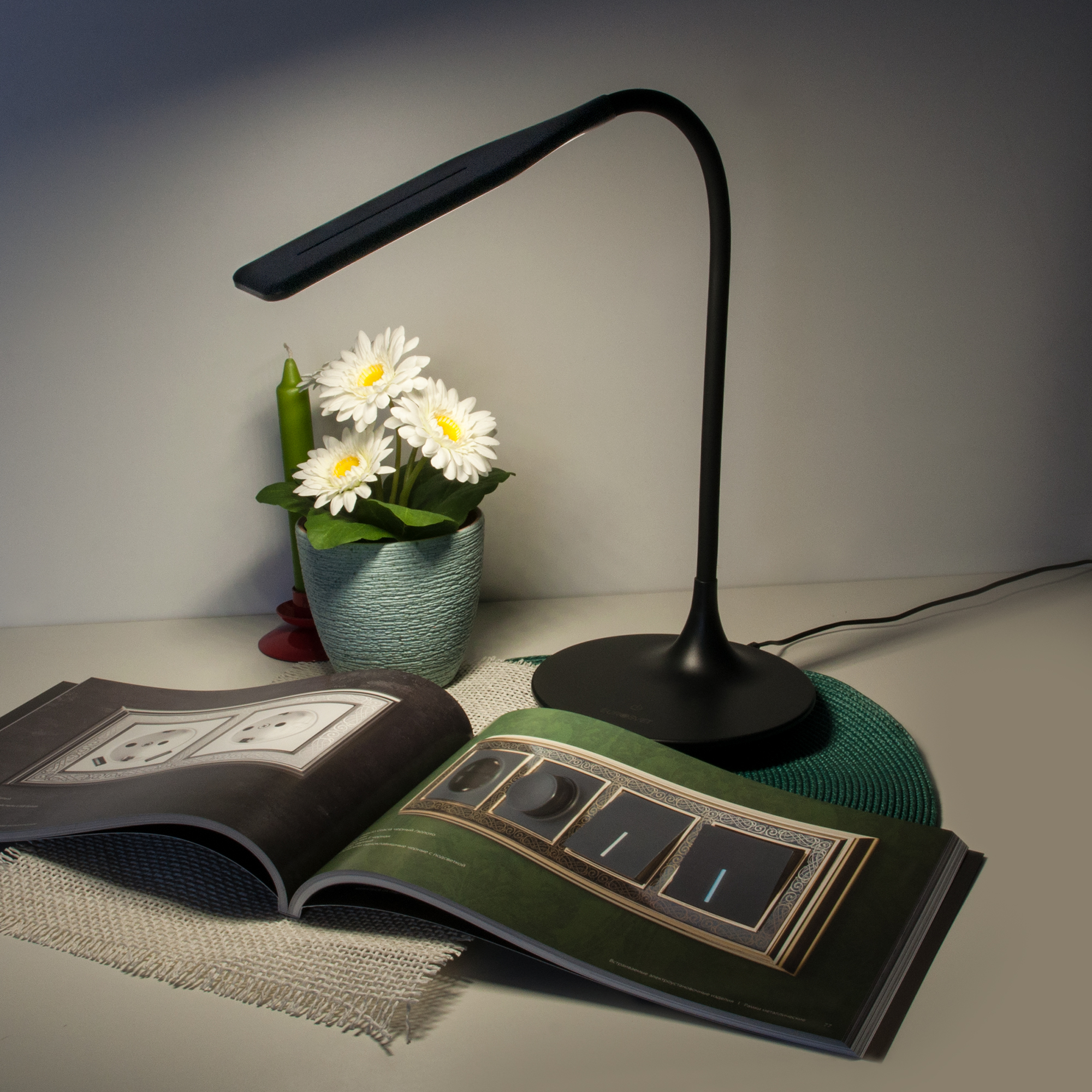 Лампа настольная светодиодная Eurosvet Urban 80422/1 черный