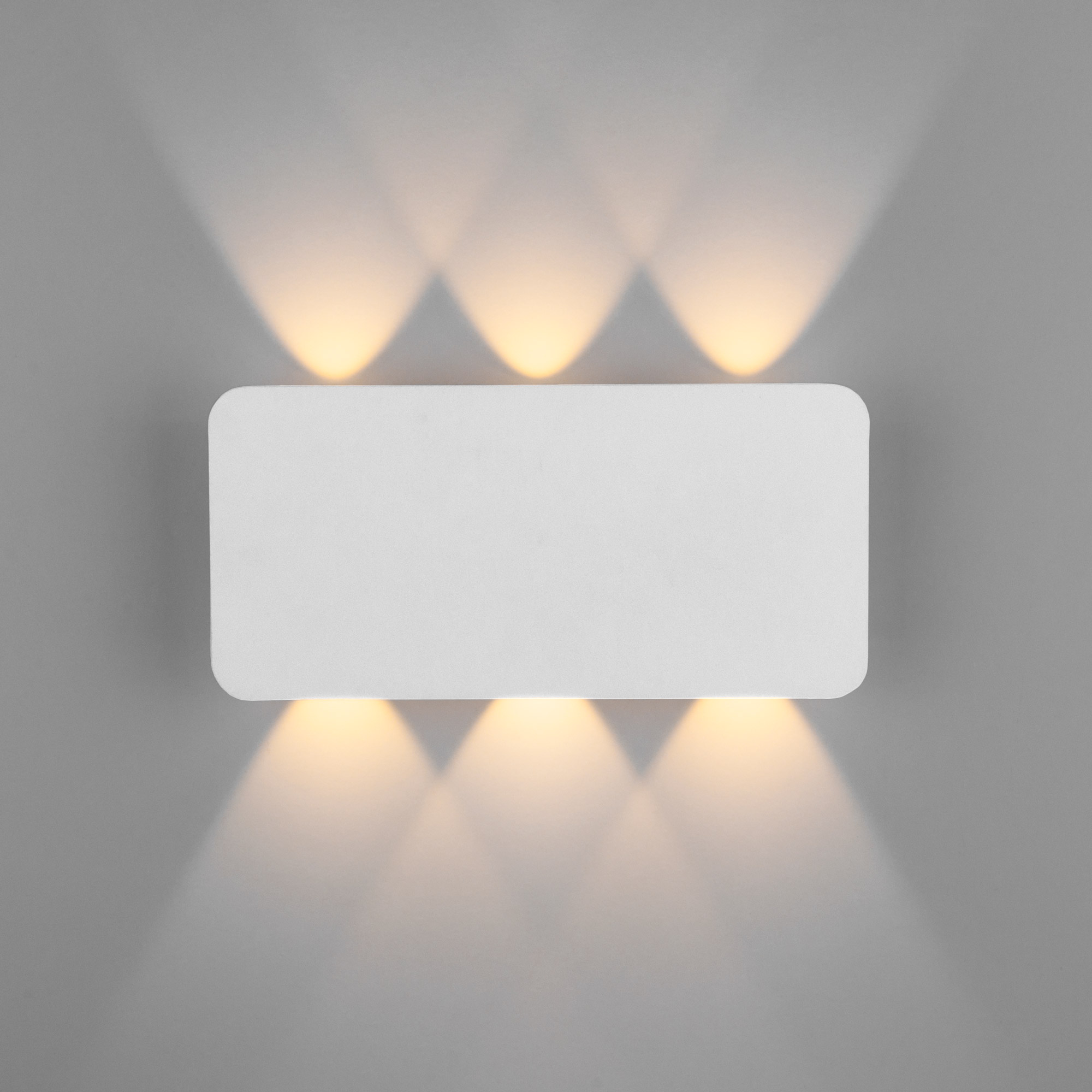 Светильник настенный Elektrostandard Angle 40138/1 LED белый a055776