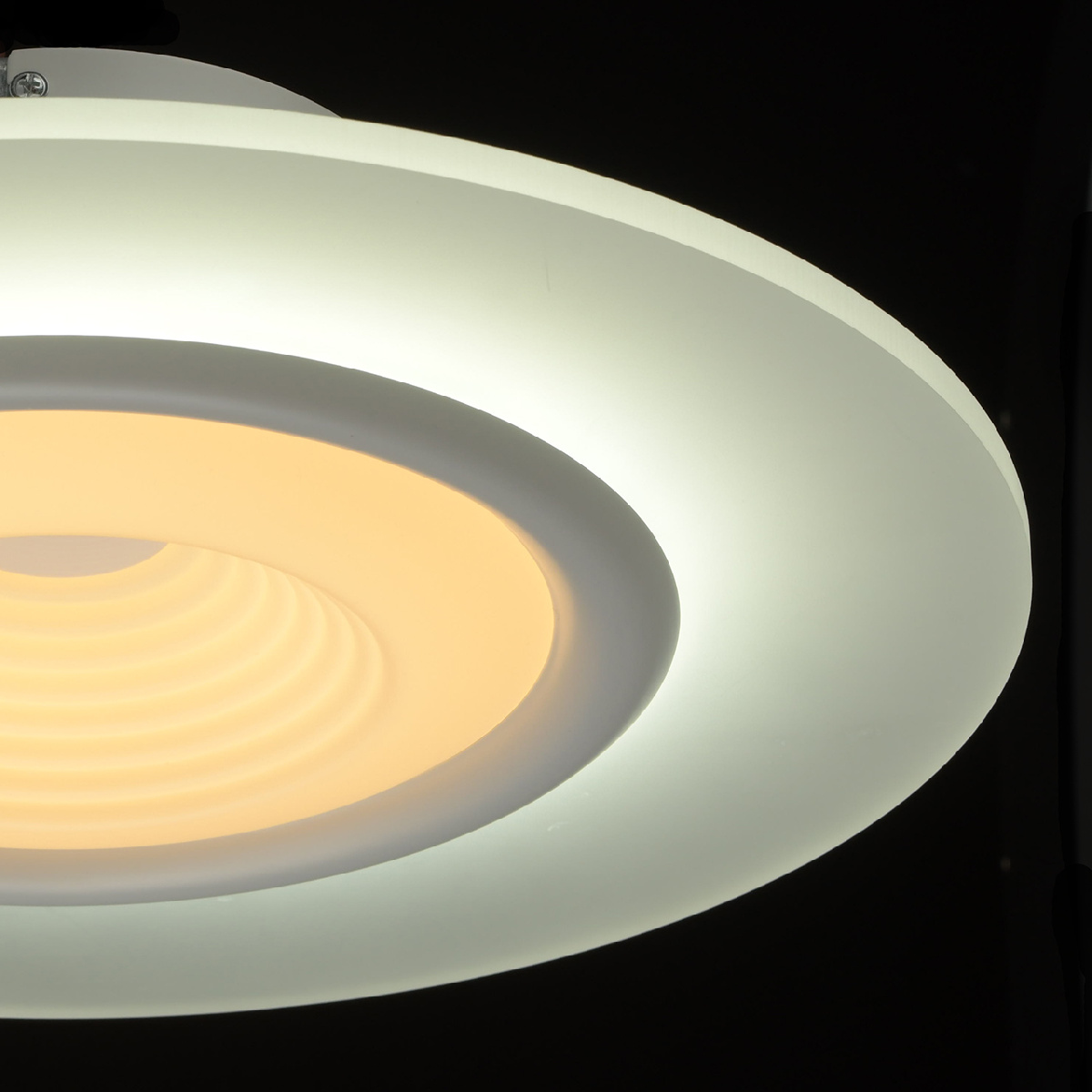 Светодиодный потолочный светильник De Markt ПЛАТЛИНГ 661016301