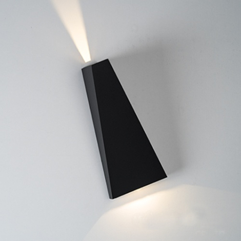 Светодиодный уличный настенный светильник Italline IT01-A807 BLACK